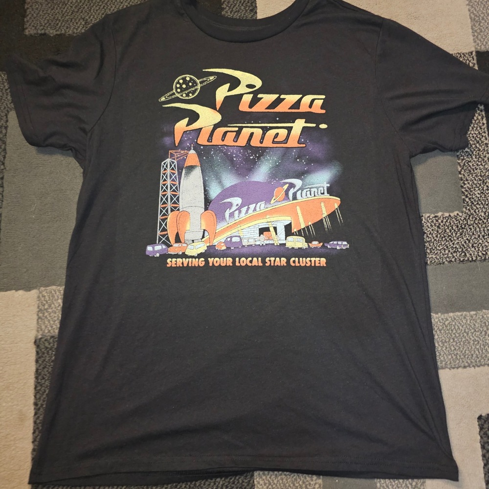 Disney Pixar Toy Story Pizza Planet Graphic T-Shirt XL Black Excellent